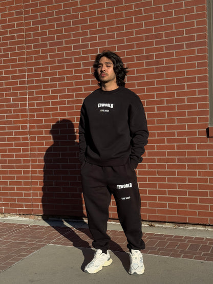 EST 2025 JOGGERS